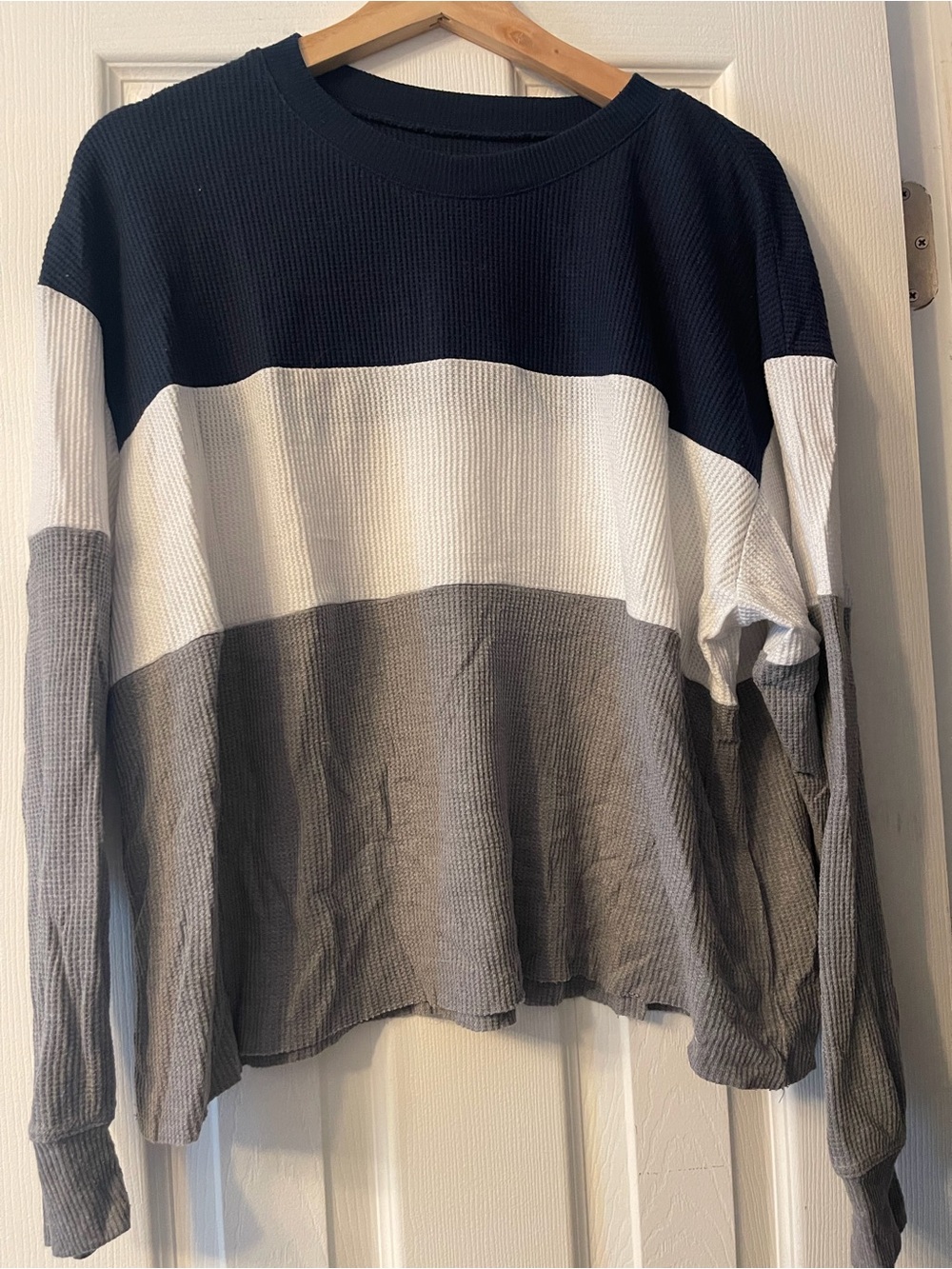 Hollister Men’s Colorblock Crewneck Sweater in Navy, White & Gray